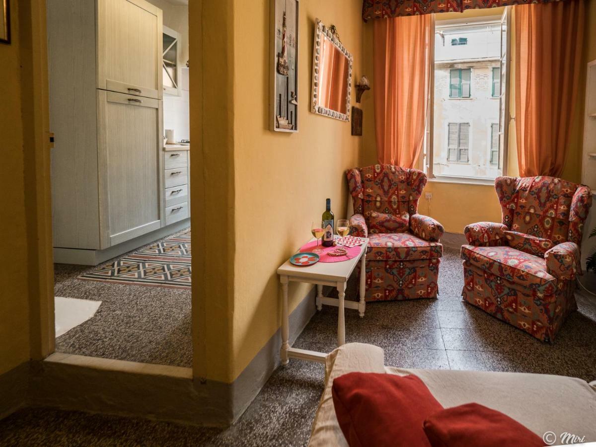 La Casa Di Eio Apartment Вернаца Екстериор снимка